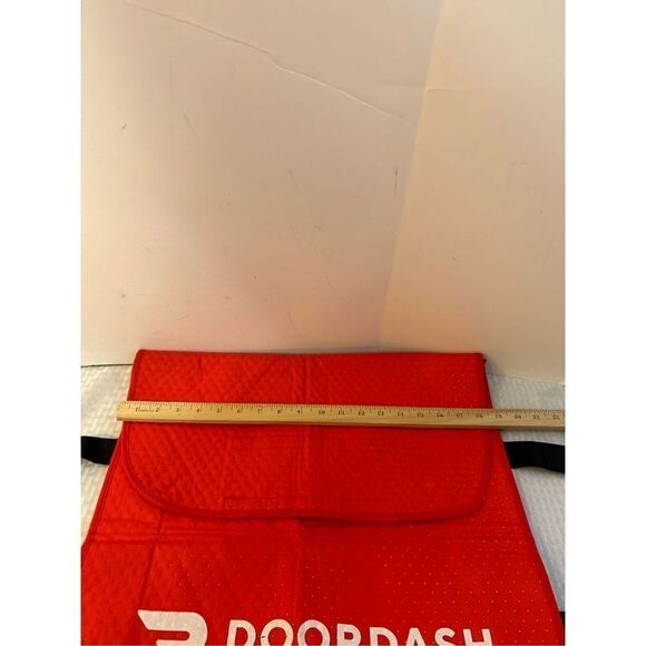 2 Door Dash insulated bag red white 19"x19" travel - Picture 5 of 6